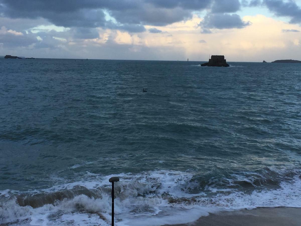 Apartmán Le Brise-Lames Saint-Malo Exteriér fotografie